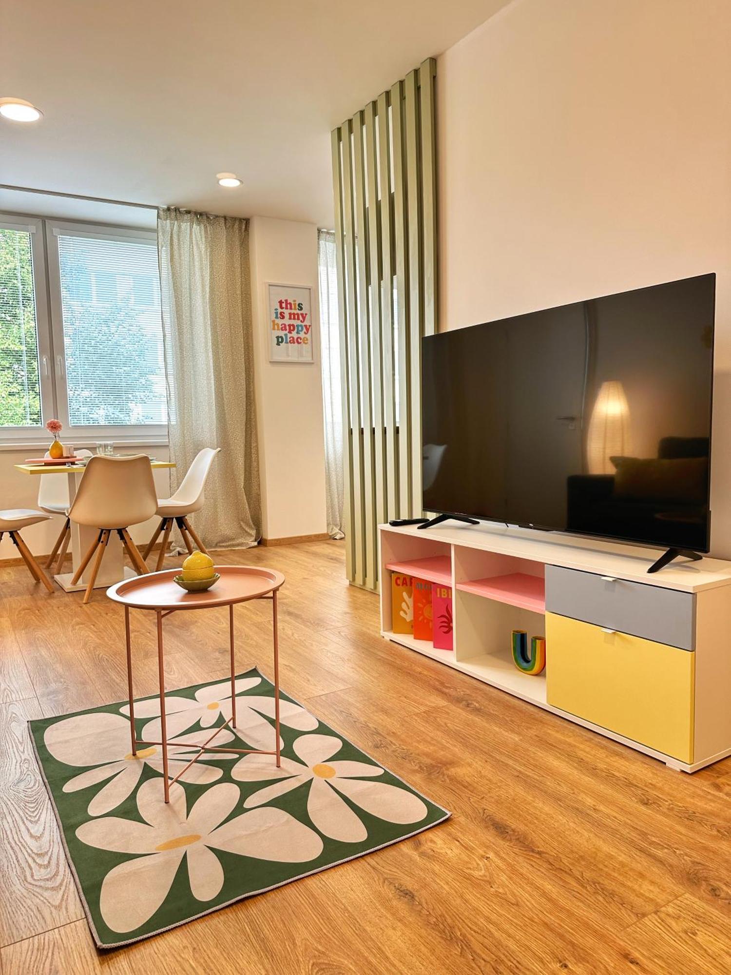 City Apartment I Trenčín Extérieur photo